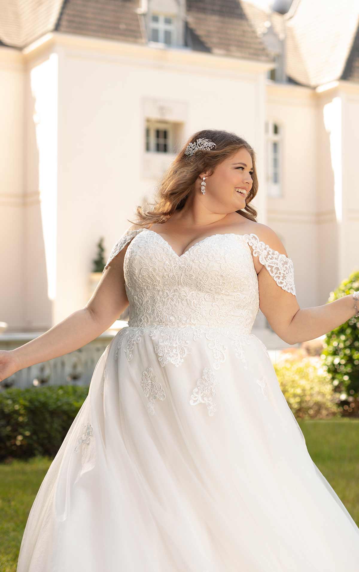 Stella York 6684 - Size 26 - Image 4