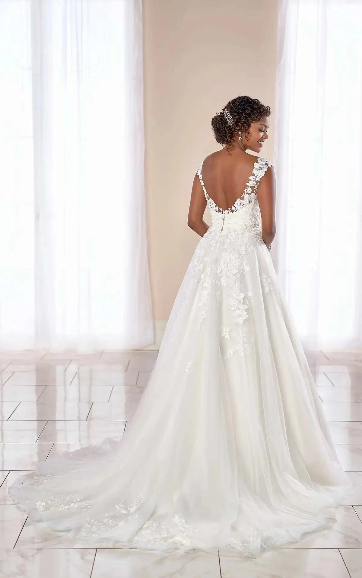 Stella York 6850 - Size 24 - Image 2