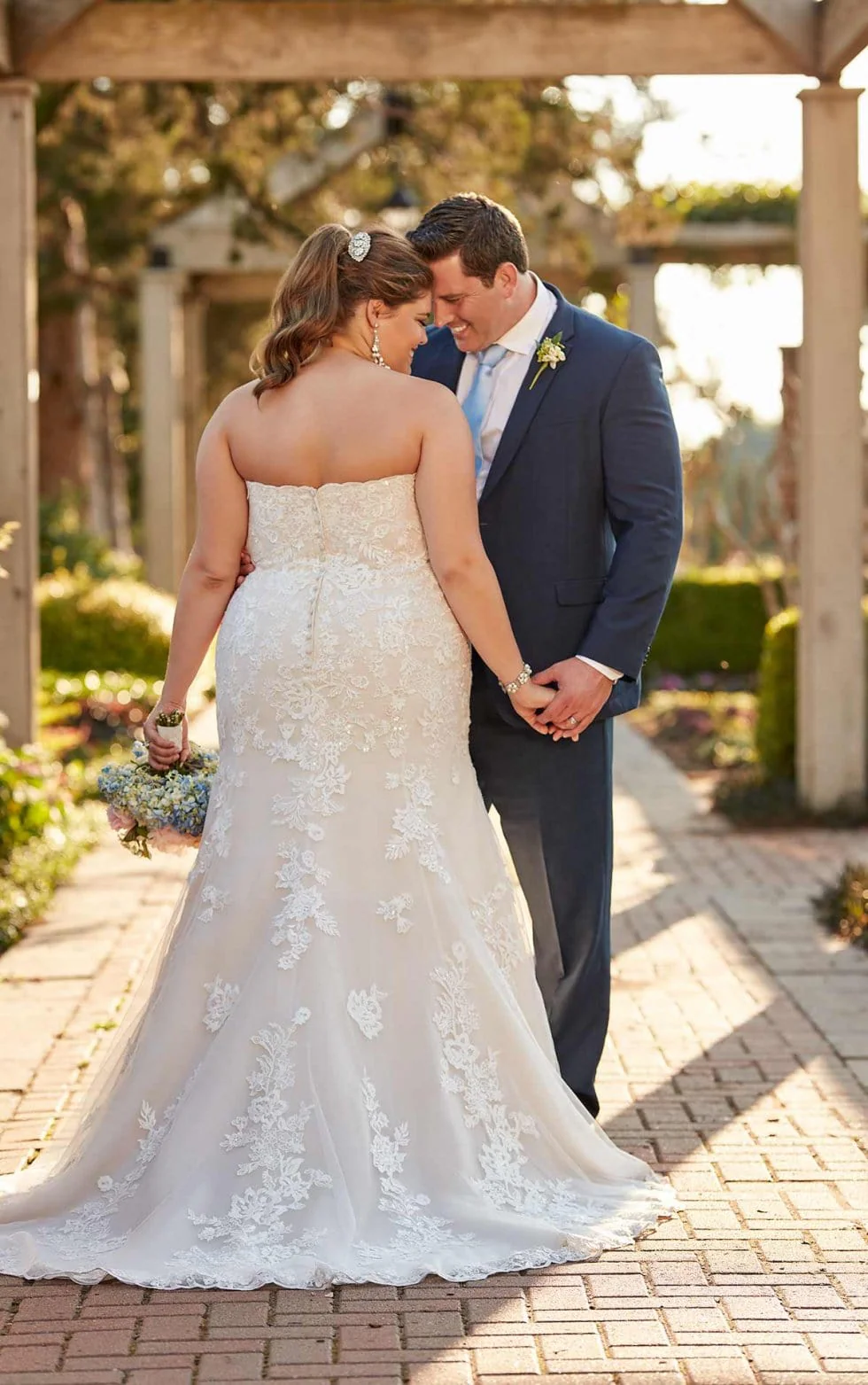 Stella York 6870 - Size 20 - Image 2