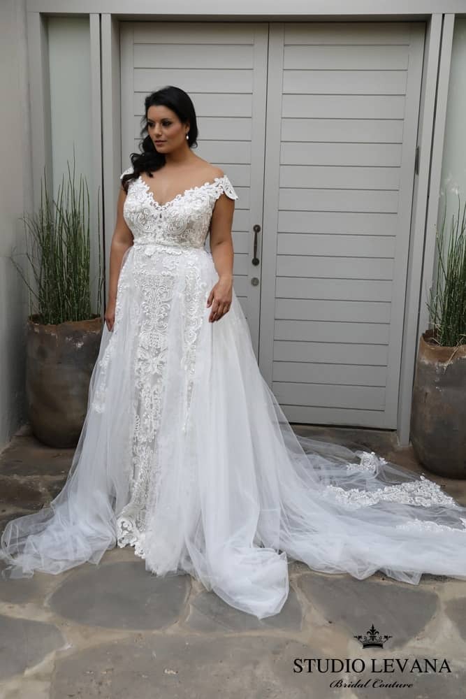 Studio Levana Adel - Size 22 - Image 2