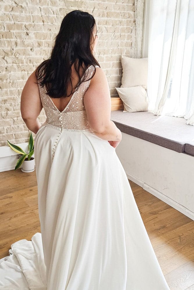 Studio Levana Meagan - Size 22 - Image 2
