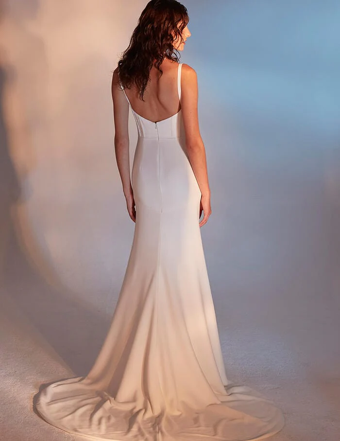 Theia Brook - Size 12 - Image 2