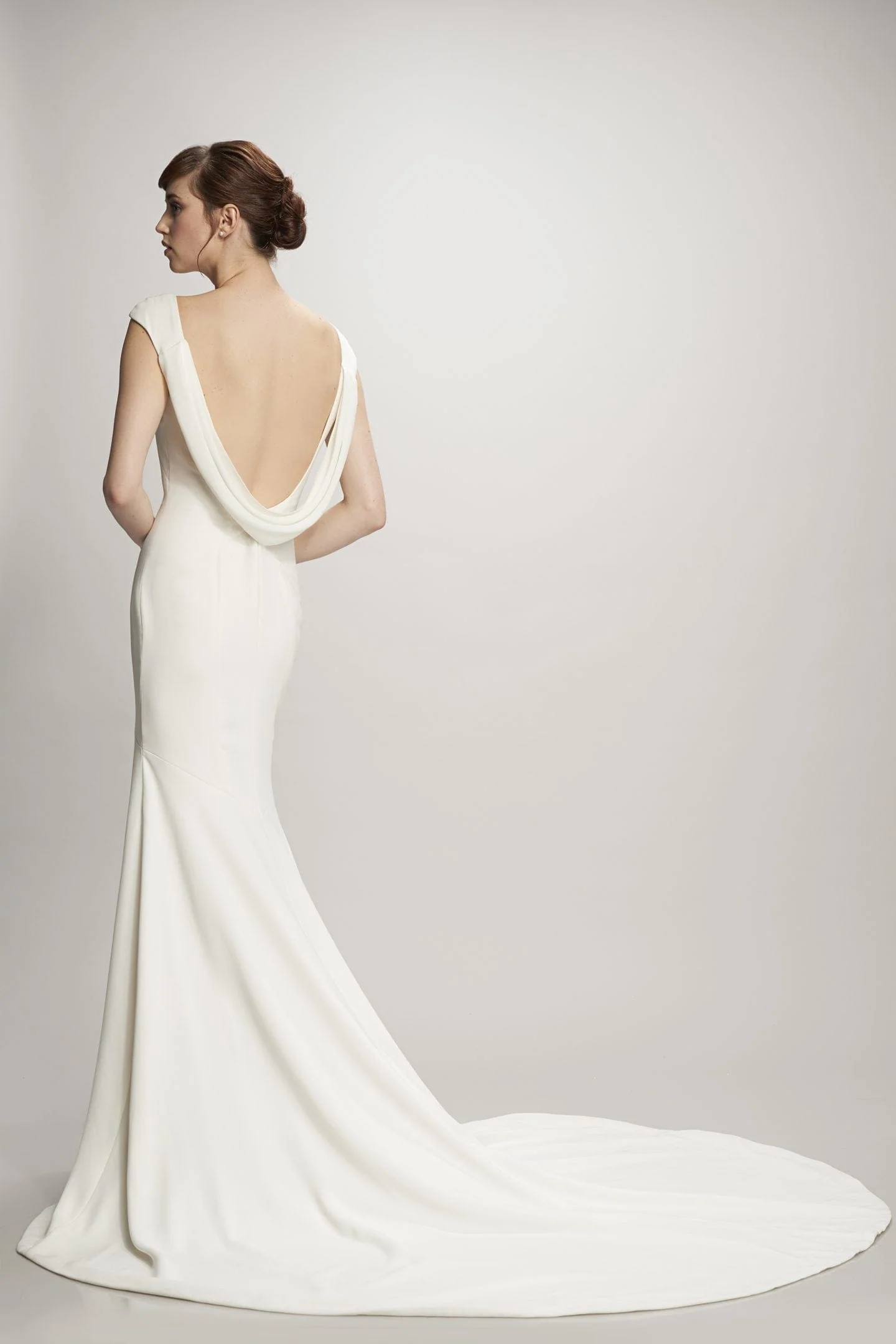 Theia Daria - Size 12 - Image 2