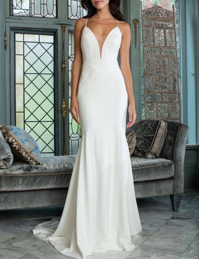 Theia Lola - Size 12