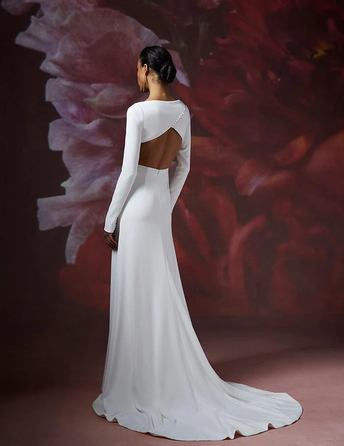 Theia Pearl - Size 12 - Image 2