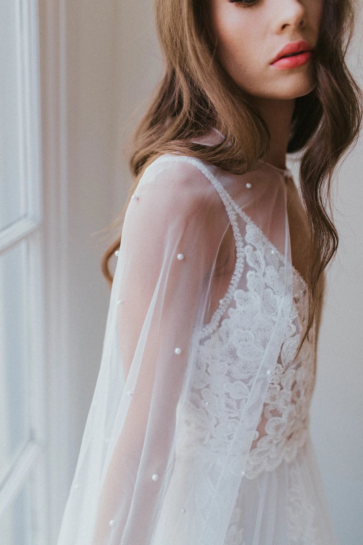 Untamed Petals Amanda Pearl Cape - Image 3