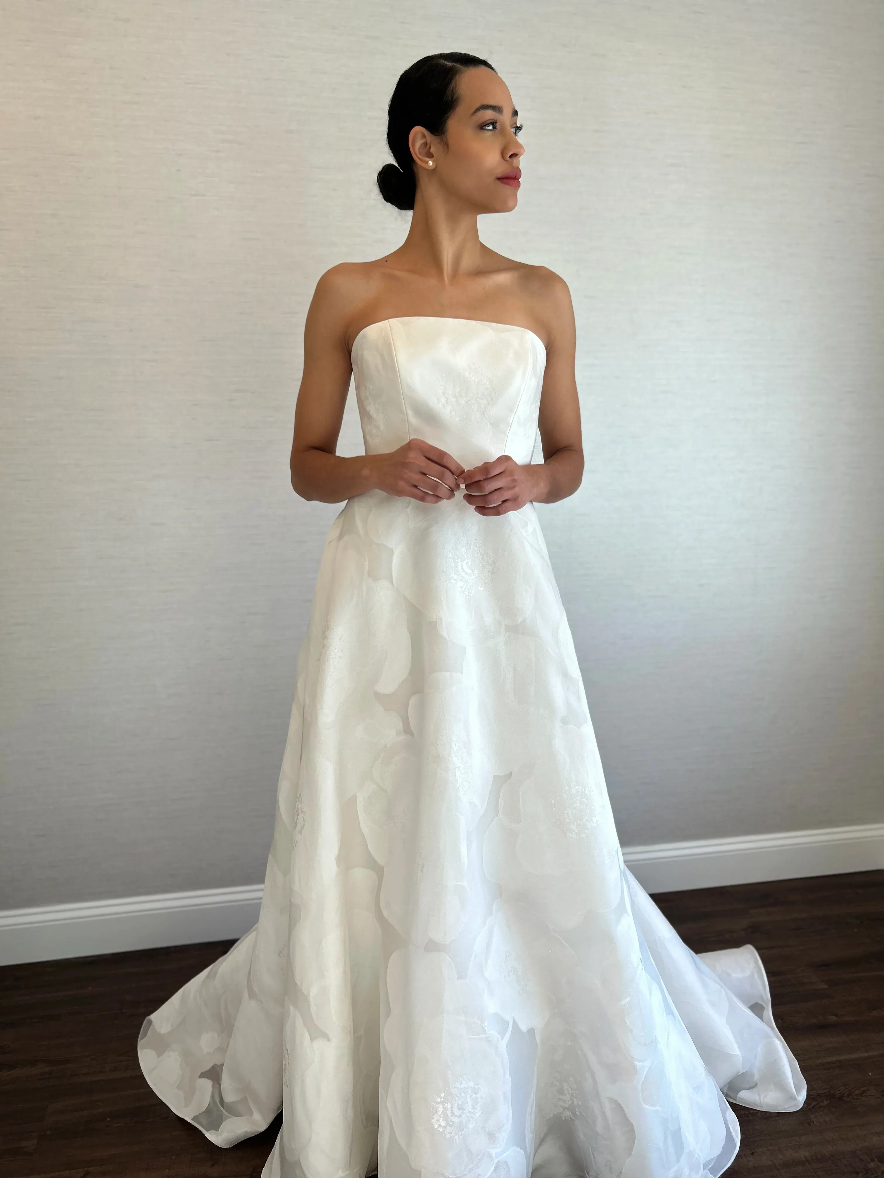 Valentini Spose Custom Gown - Size 12 - Image 2