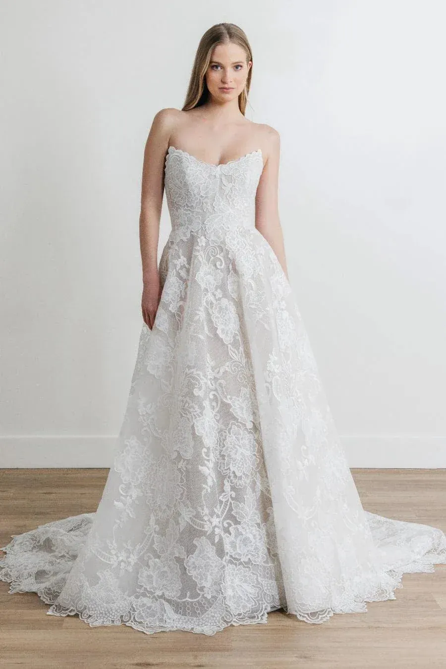 Watters Saskia 68719B - Size 20W
