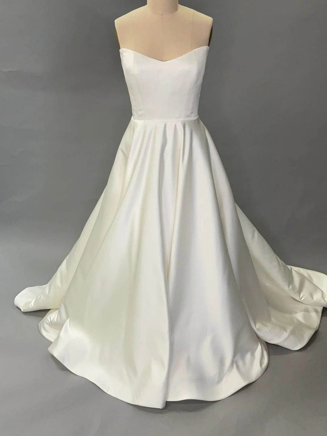 Watters Vrai - Size 14 - Image 3