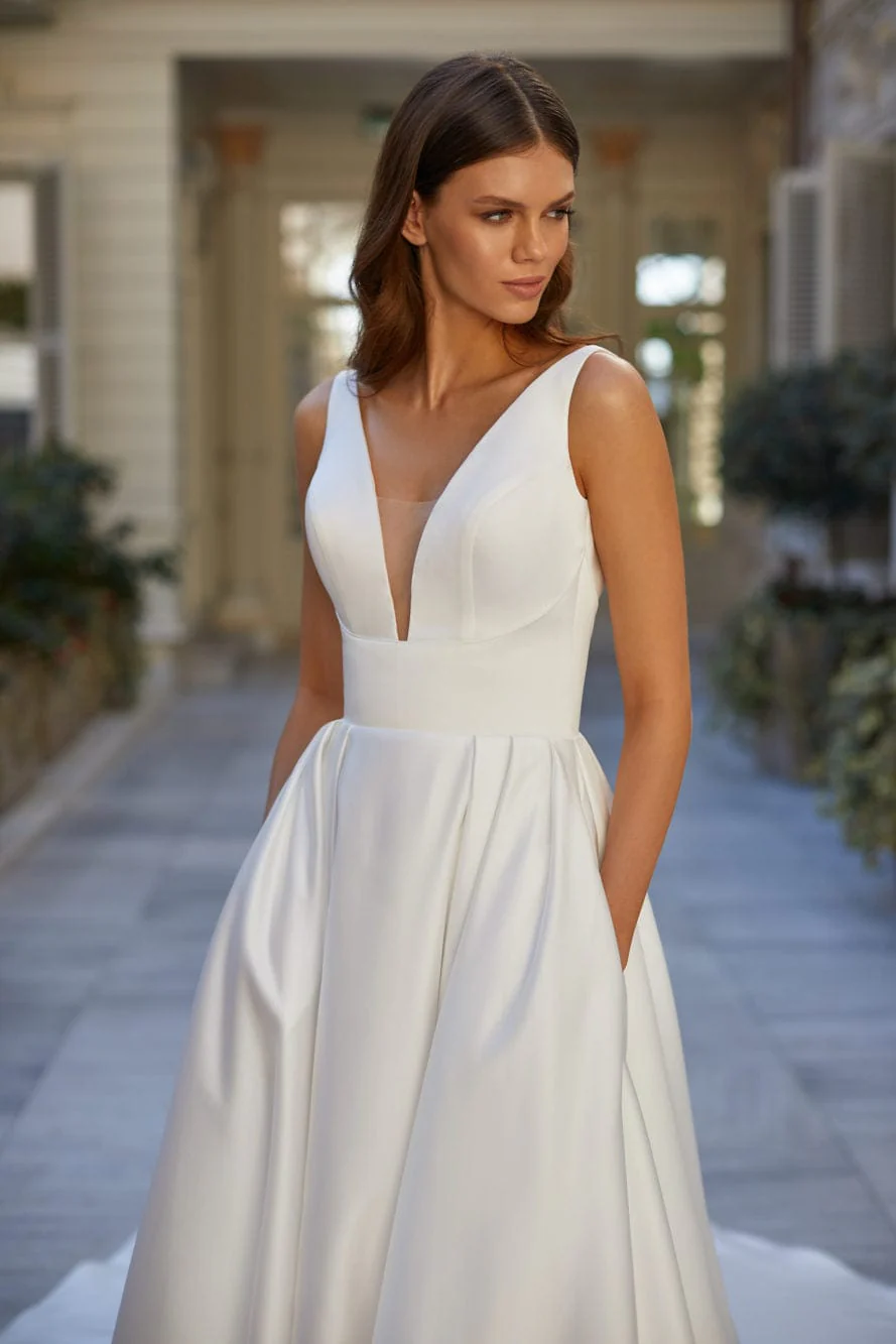 White & Lace by Milla Nova Paula - Size 14 - Image 3