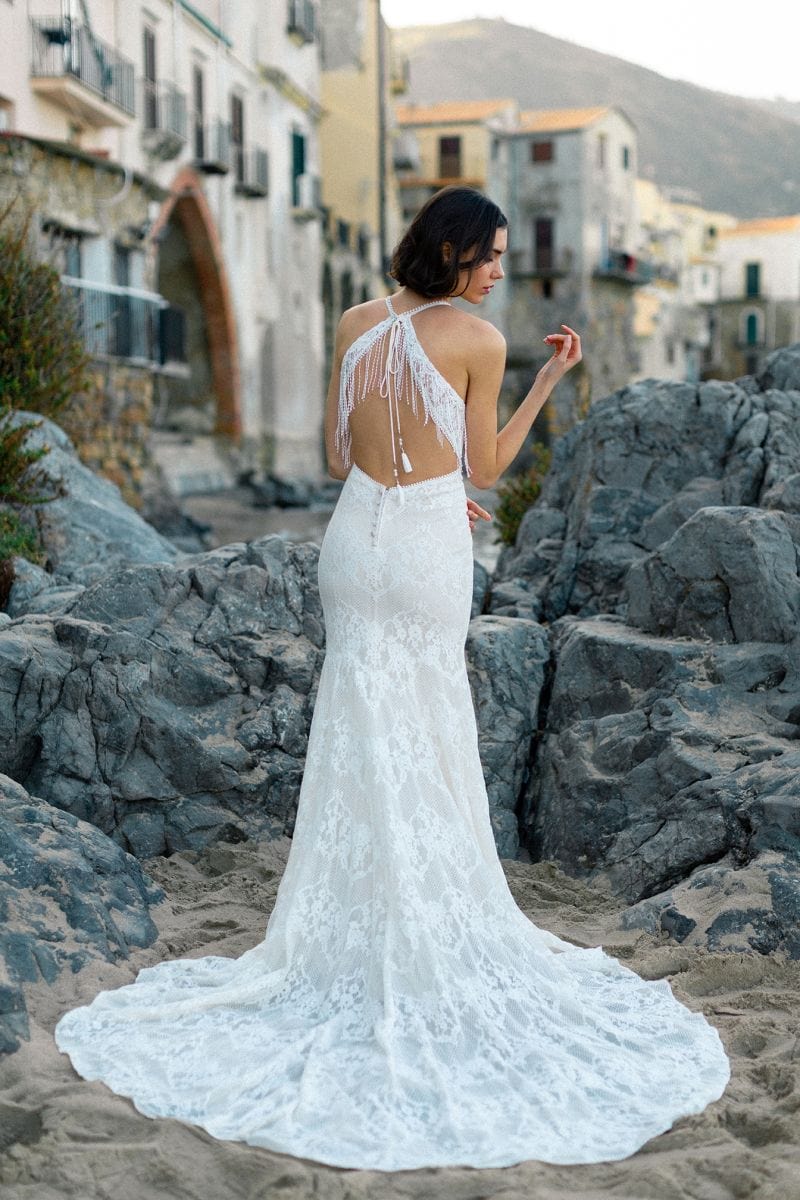 Wilderly Bride F201 - Size 6 - Image 2
